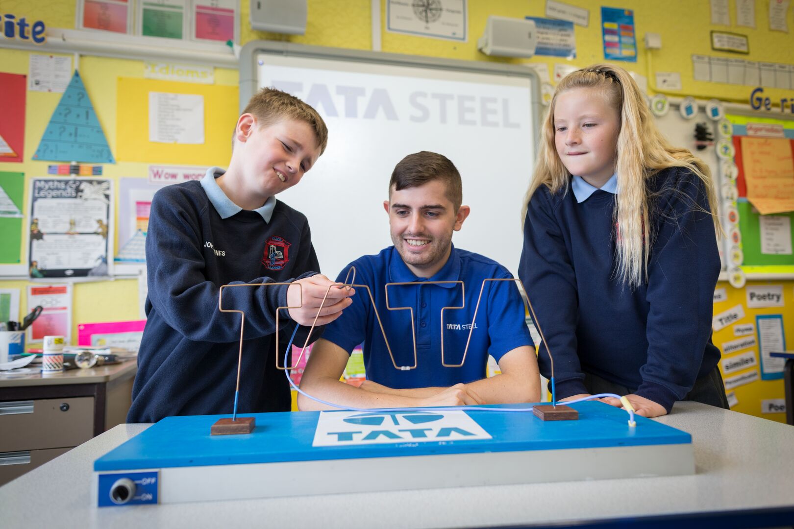 Workshop promoting steel packaging and recycling at Ysgol Llannon