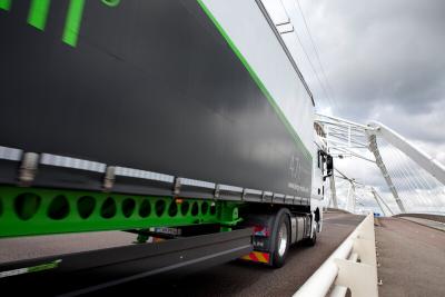BergerEcotrail trailer containing Ympress high-strength steel