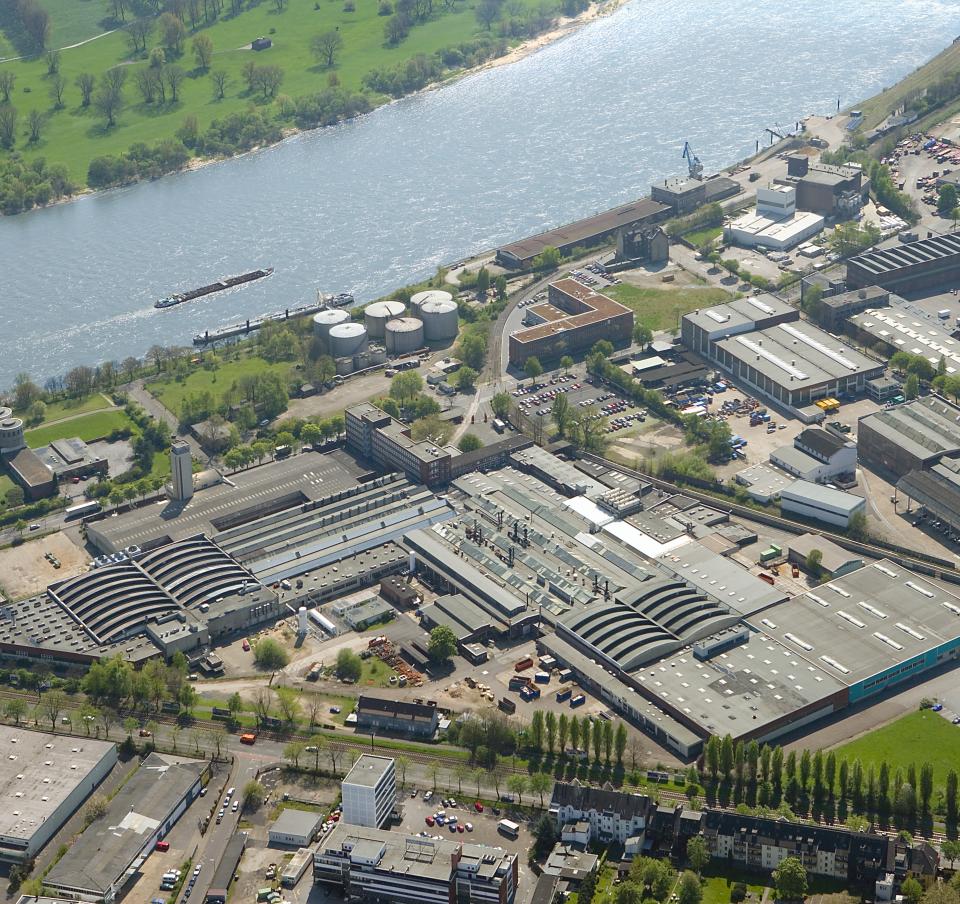 Aerial view of Hille & Mueller