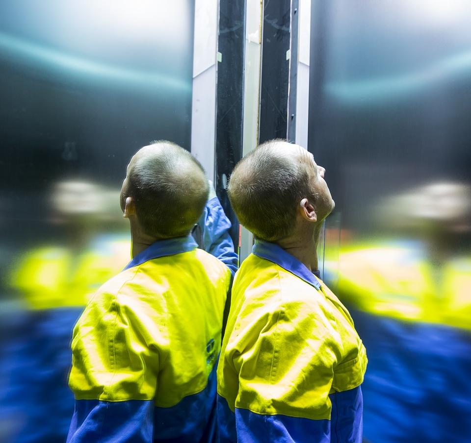 Manufacturing packaging steel