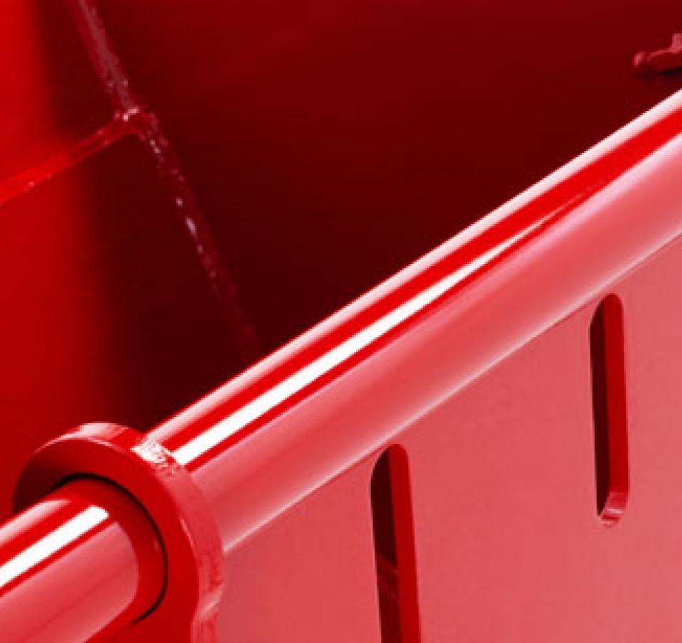 Red EVAR bucket showing Valast superior finish