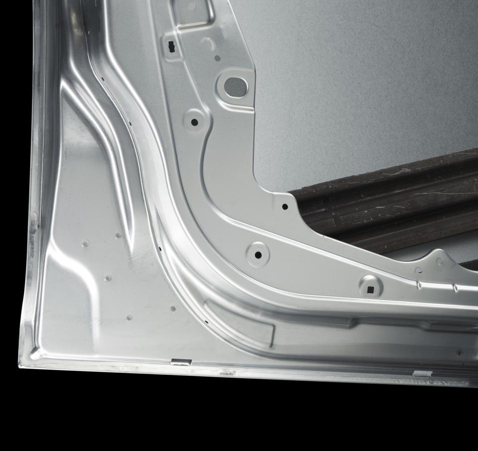 BIW_details_door.jpg BIW_details_door.jpg