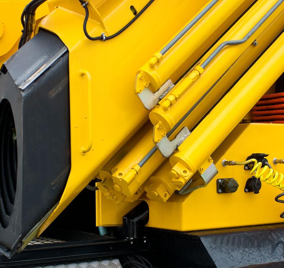 heavy vehicles-construction equipment-crane-ympress laser