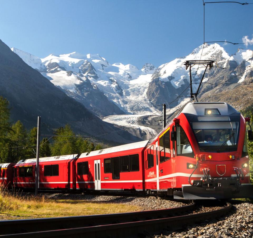 Transportation-train-mountains