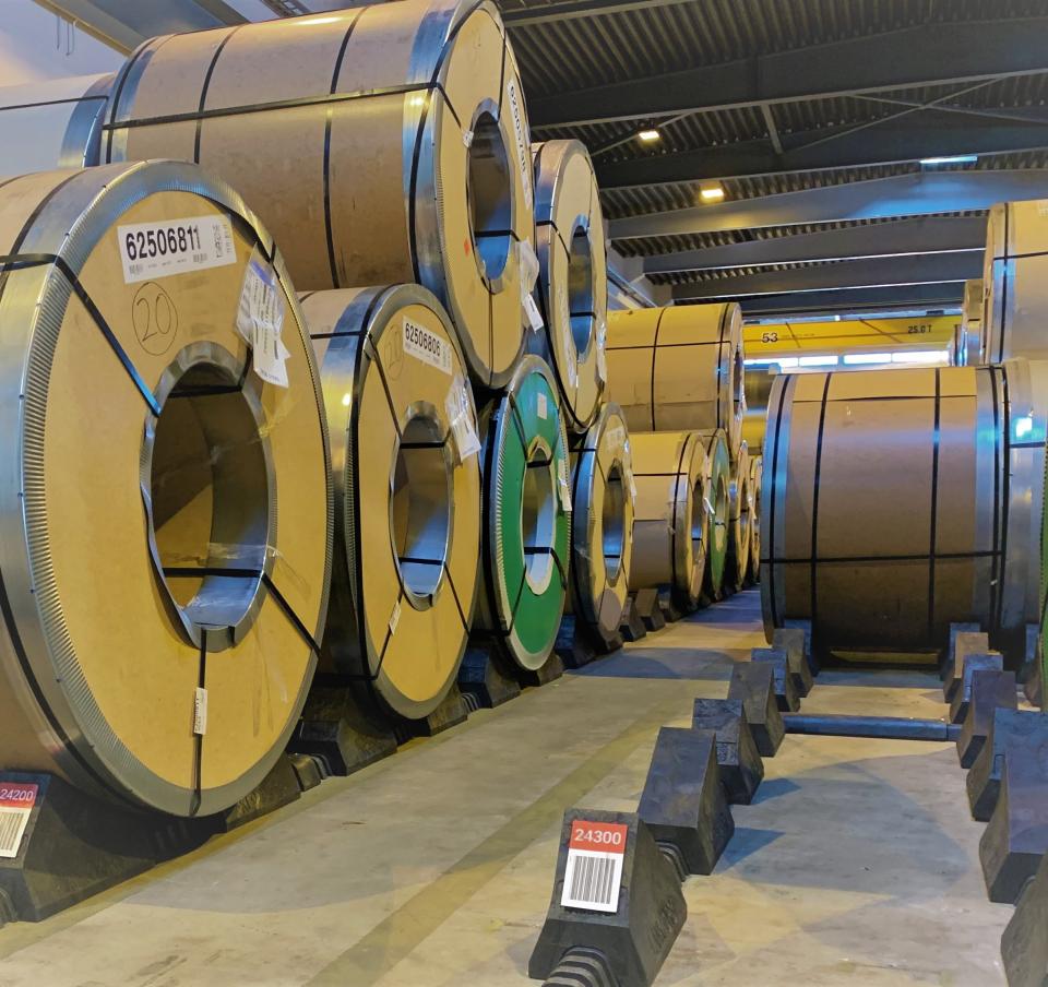 Coils supported by Lankhorst system Coils supported by Lankhorst system
